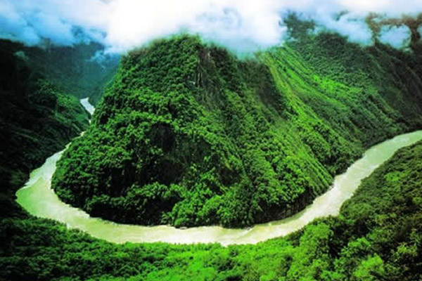 林芝-巴松錯(cuò)-魯朗林海-雅魯藏布大峽谷3日游