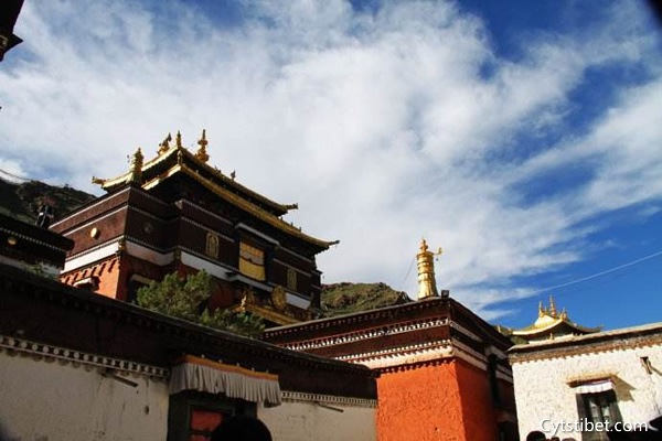扎什倫布寺
