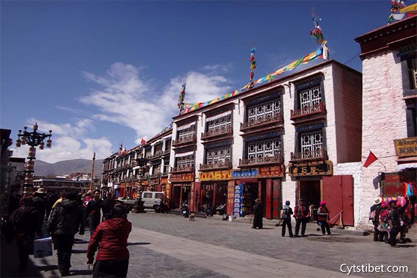 西藏旅游準(zhǔn)備些什么
