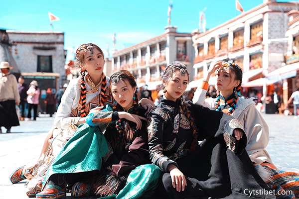 西藏哪個(gè)旅行社比較好