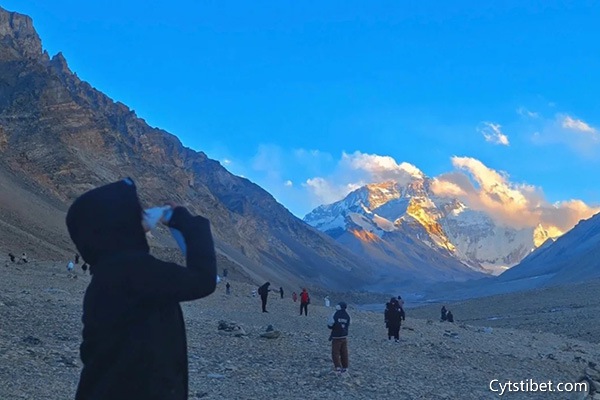 西藏適合一個人旅游嗎