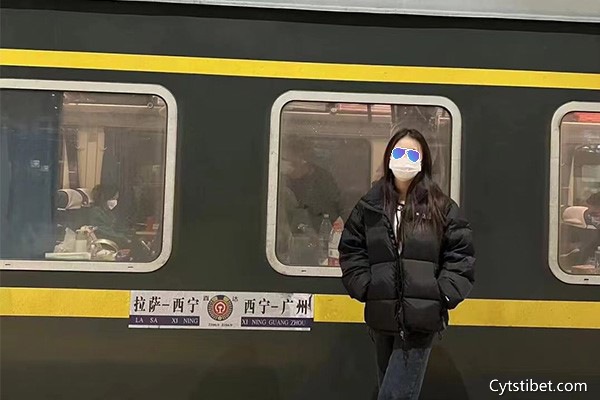 去西藏玩一趟大概要多少錢