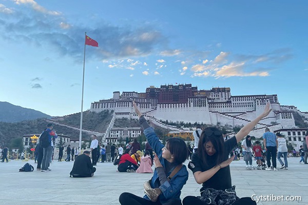 蘇州去拉薩兩個(gè)人玩一周需要多少錢