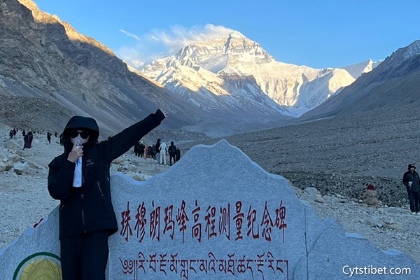 西藏旅游珠峰大本營(yíng)五日游多少錢