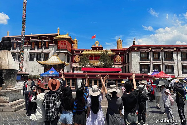去西藏旅游幾天可以游玩