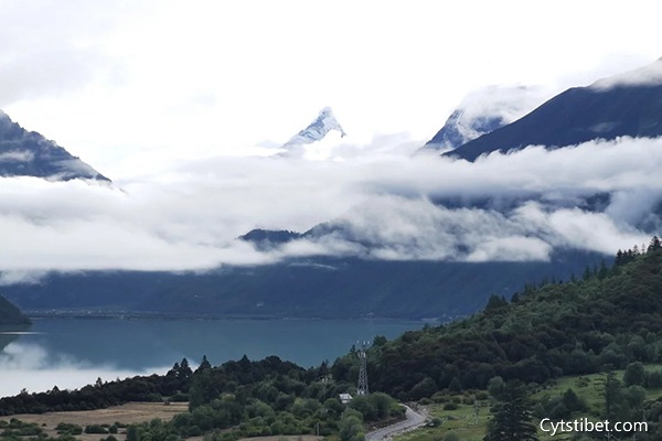 在西藏旅游一周多少錢