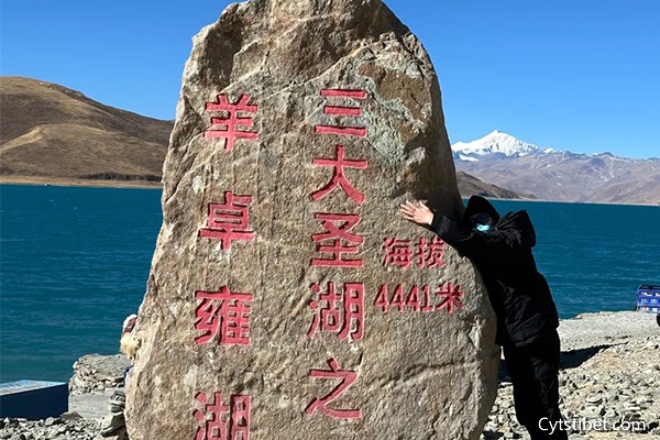 成都出發(fā)去西藏7日游需要多少錢(qián)？