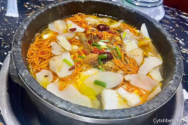 南通到拉薩旅游7天要多少錢？